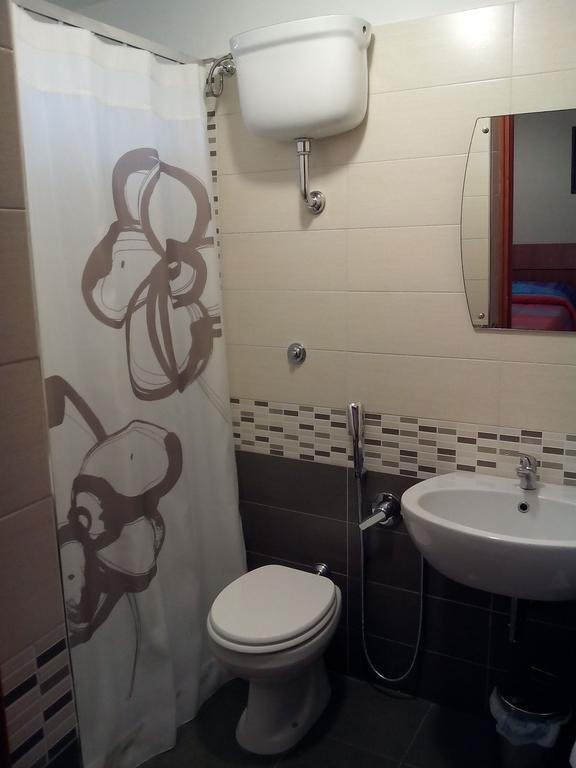Bed and Breakfast Domus Felix Ерколано Номер фото